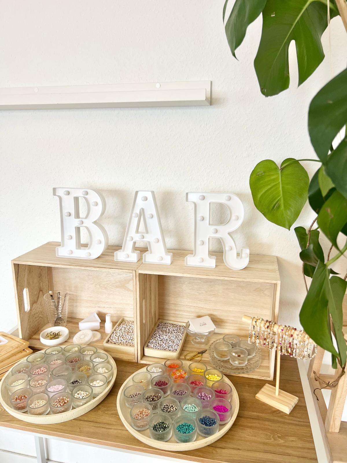 Baumwoll-Boho-Quasten und elastisches Gummiband